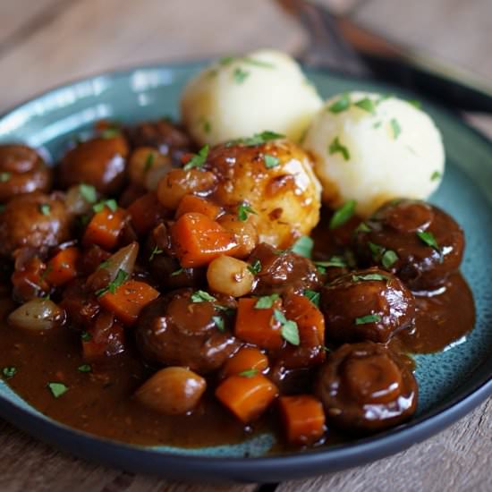 Malt Beer and Mushroom Ragout - Recipe photo by Blueberry Vegan