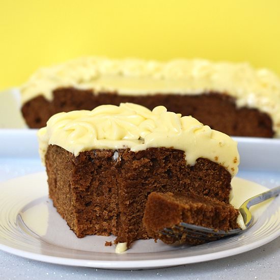 Gingerbread Cake - Recipe photo by lightscamerabake