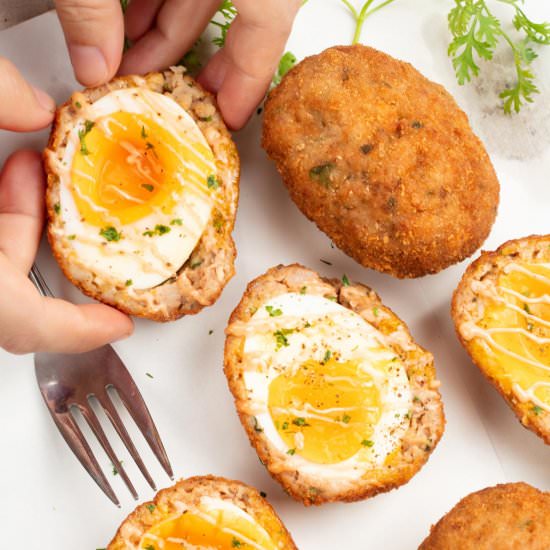 How To Make Perfect Scotch Eggs - Recipe photo by healthyrecipes101