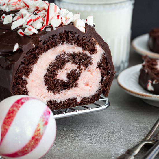 Dark Chocolate Cake with Peppermint - Recipe photo by Aredspatula
