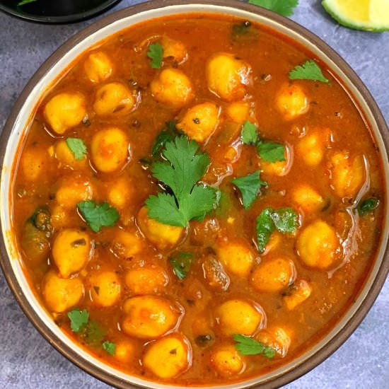 Instant Pot Chickpea Curry - Recipe photo by indianveggiedelight