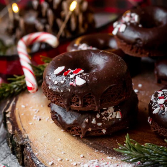 Chocolate Peppermint Mochi Donuts - Recipe photo by cooking_therapy