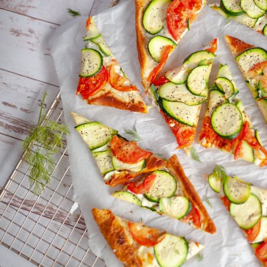 Cheesy Zucchini Tomato Flatbread - Recipe photo by the.sassy.foodie