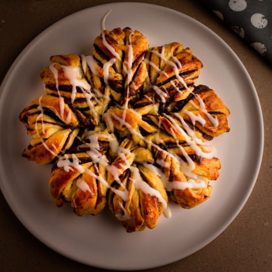 Date Orange Cinnamon Star Bread - Recipe photo by celebratingflavors