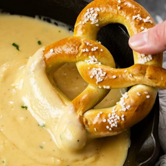 Beer Cheese Dip - Recipe photo by TheCozyCook