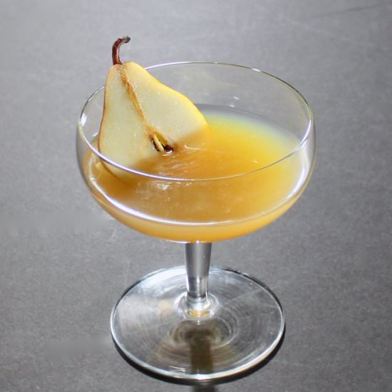 Pear Whiskey Sour - Recipe photo by the good eats co