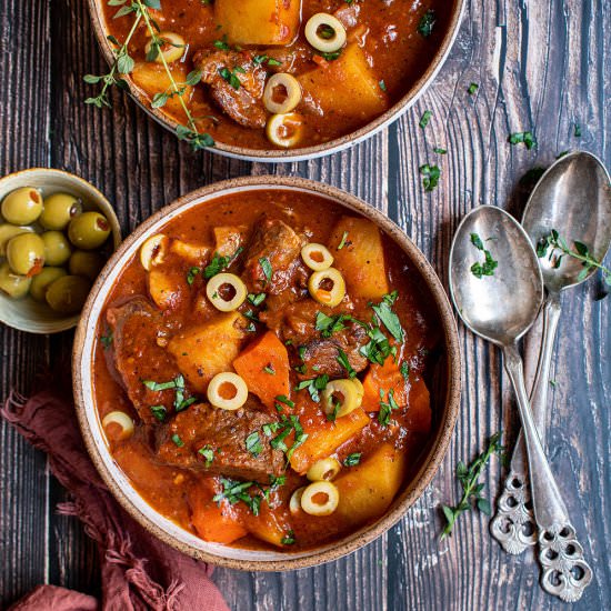 Spanish beef stew - Recipe photo by cherryonmysundae