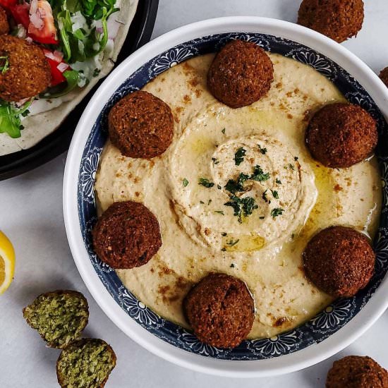 authentic homemade falafel - Recipe photo by brokebankvegan
