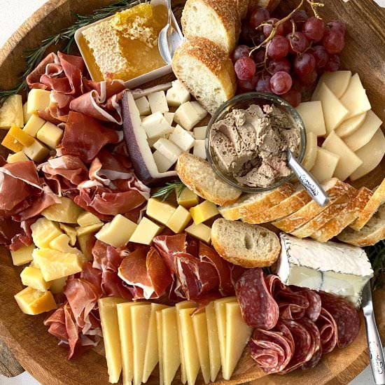 Cheese & Charcuterie - Recipe photo by urbancookery