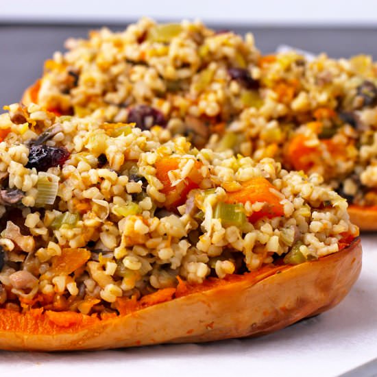 vegan stuffed butternut squash - Recipe photo by veganwithgusto