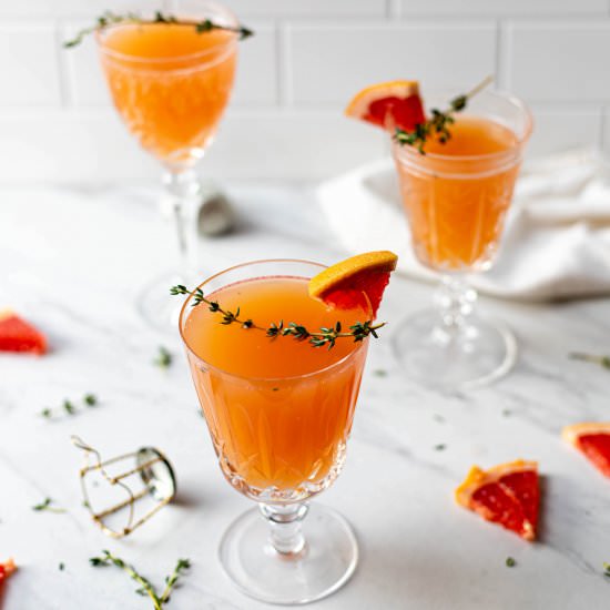 Grapefruit Mimosas - Recipe photo by greenseggsandyams
