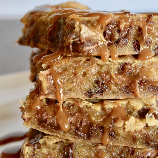 Milky Way Blondies - Recipe photo by thisdelicioushouse