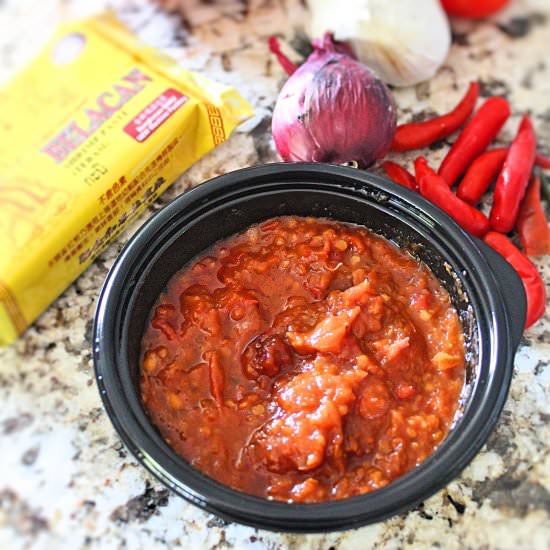 Sambal Bajak (Red chili sauce) - Recipe photo by piggyout