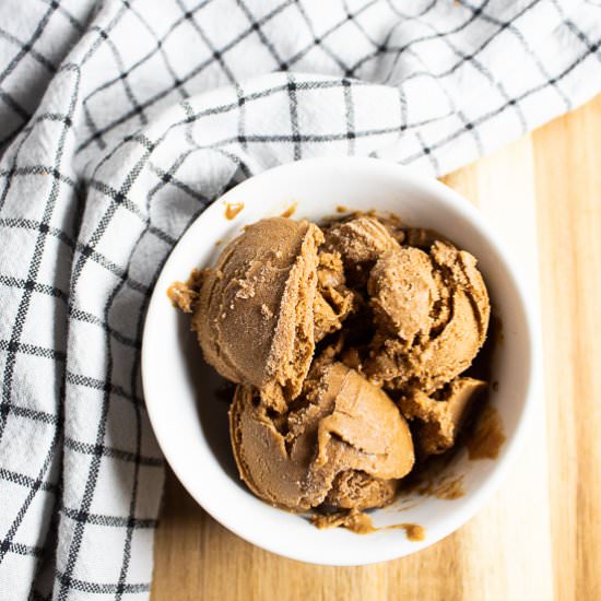 3-Ingredient Carob Nice Cream - Recipe photo by HurriedHealthNut