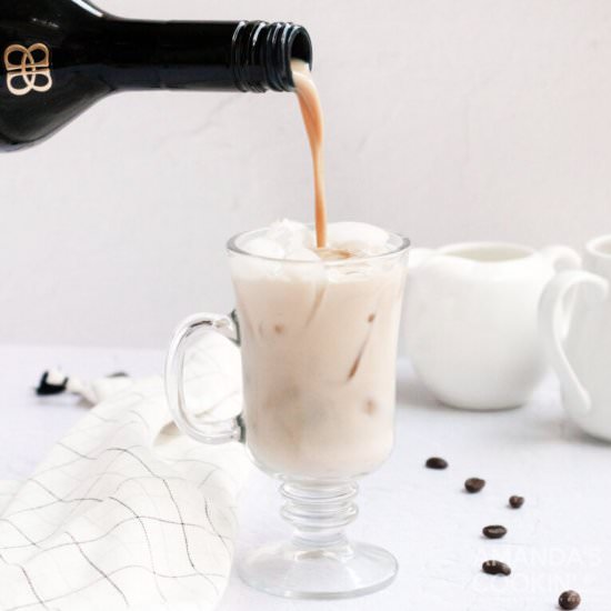 Bailey's White Russian - Recipe photo by amandascookin