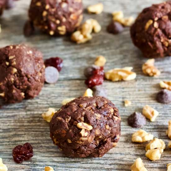 Cherry Mocha Brownie Bites - Recipe photo by HealthyHelper