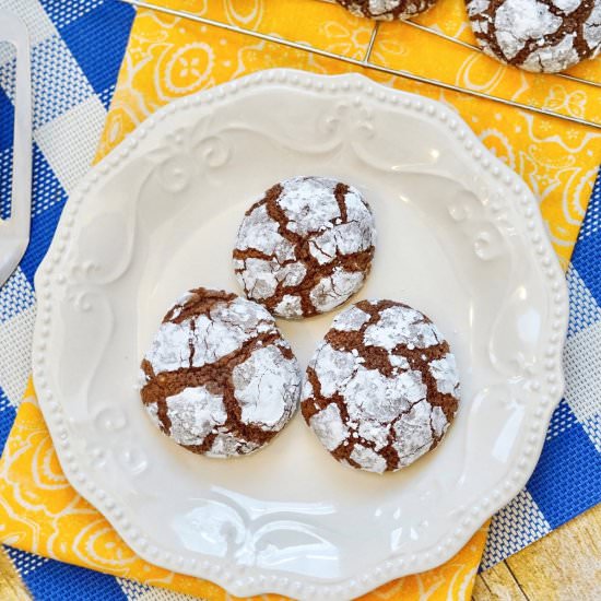 Brownie Mix Crinkle Cookies - Recipe photo by CrayonsAndCravings