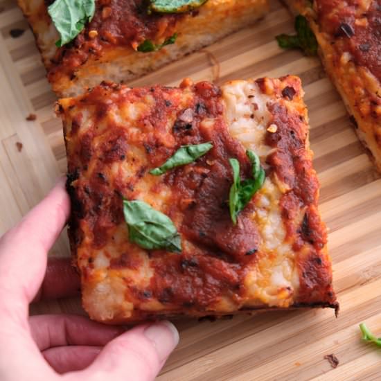 Detroit-Style Vegan Pizza - Recipe photo by stephsunshine