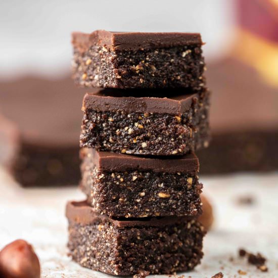 Vegan healthy hazelnut bites - Recipe photo by lifestyleofafoodie
