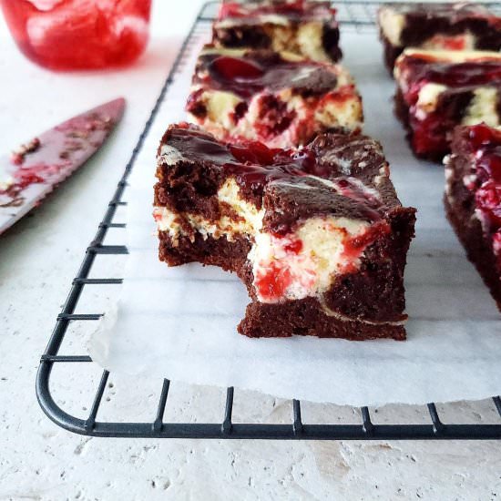 Cherry Cheesecake Brownies - Recipe photo by WhiskingWolf