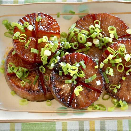 Daikon Radish Steak - Recipe photo by ochikeron