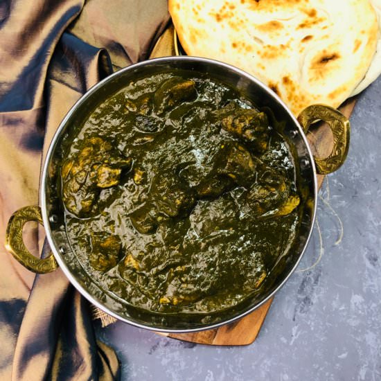 Lamb and spinach curry - Recipe photo by spicytamarind