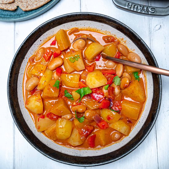 Potato and Butter Beans Curry - Recipe photo by skinnyspatula