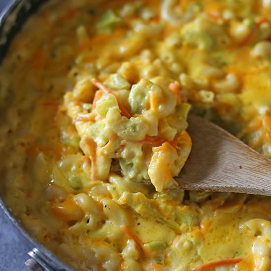 Broccoli Cheddar Mac and Cheese - Recipe photo by nicolenared