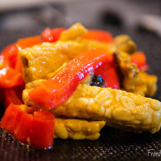 Tempeh with vegetables - Recipe photo by freedomveg