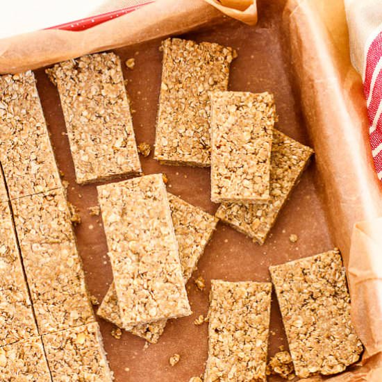 No Bake Sunbutter Energy Bars - Recipe photo by thehonoursystem