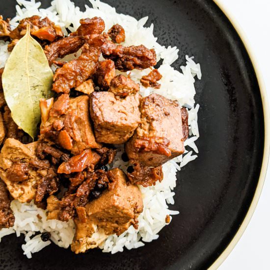 VEGAN FILIPINO ADOBO - Recipe photo by bakeroise