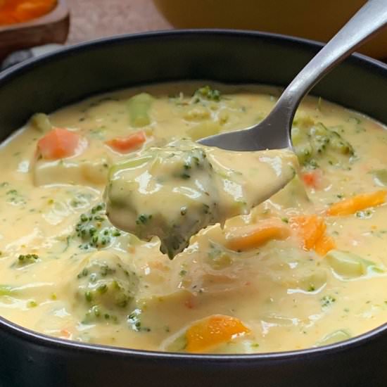 Broccoli Cheese Soup - Recipe photo by agoudalife