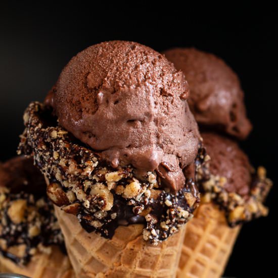 Nutella Chocolate Ice cream - Recipe photo by thewhiteradish