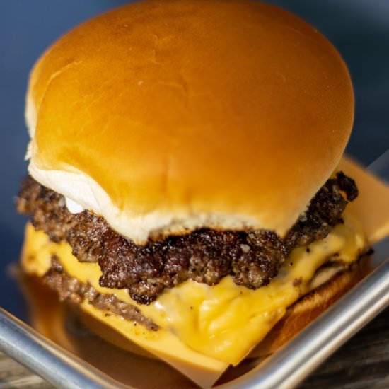 Smash Burgers - Recipe photo by HolmesCooks