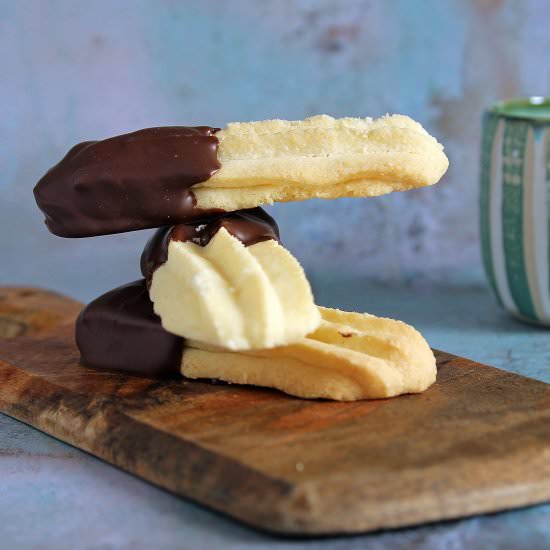 Viennese Fingers gluten free - Recipe photo by glutenfreealchemist