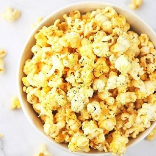 cheesy garlic pepper popcorn - Recipe photo by nowcookthis