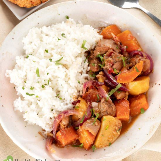 Healthy Chicken Massaman Curry - Recipe photo by healthyrecipes101