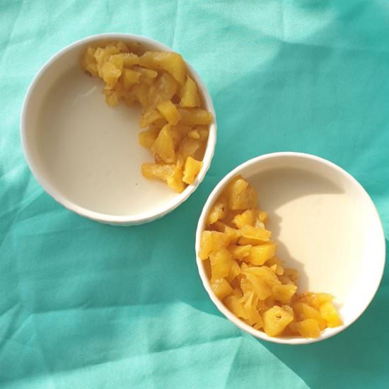coconut and pineapple pannacotta - Recipe photo by Flours n frostings