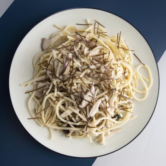 Wafu mushroom and shiso bucatini - Recipe photo by foodmakesmehappy