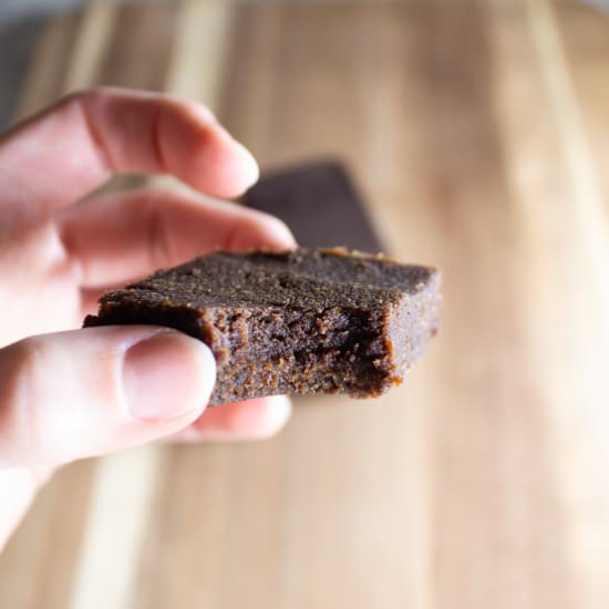 4-Ingredient Carob Date Bars - Recipe photo by HurriedHealthNut