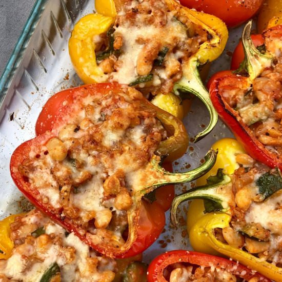 Vegetarian Stuffed Peppers - Recipe photo by Hoorah to Health