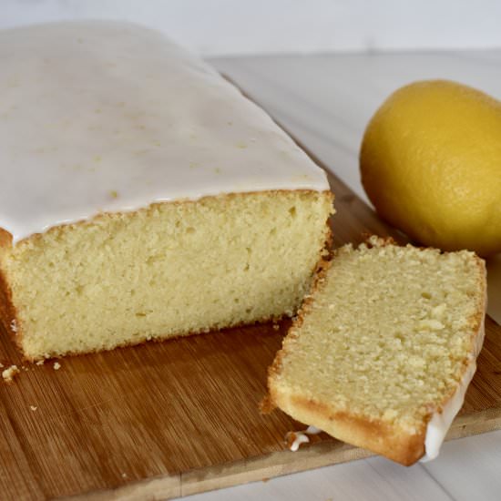 Lemon Ricotta Pound Cake - Recipe photo by thisdelicioushouse