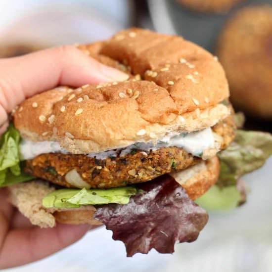 Sweet Potato Black Bean Burgers - Recipe photo by Hummusapien