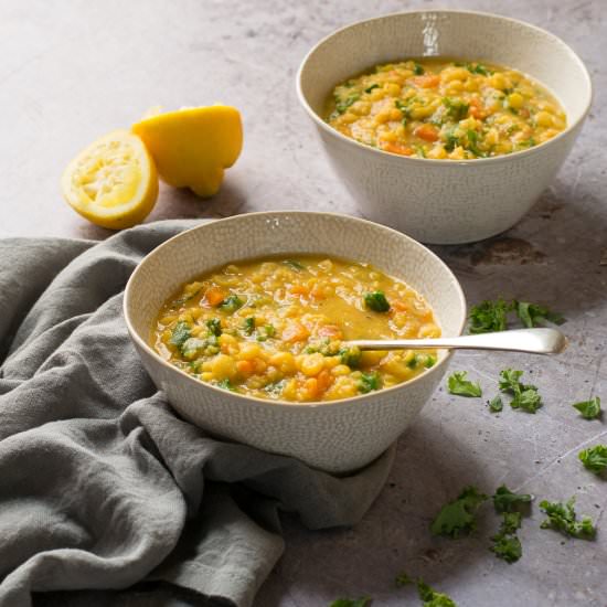 Lemony Yellow Split Pea Soup - Recipe photo by thevegspace