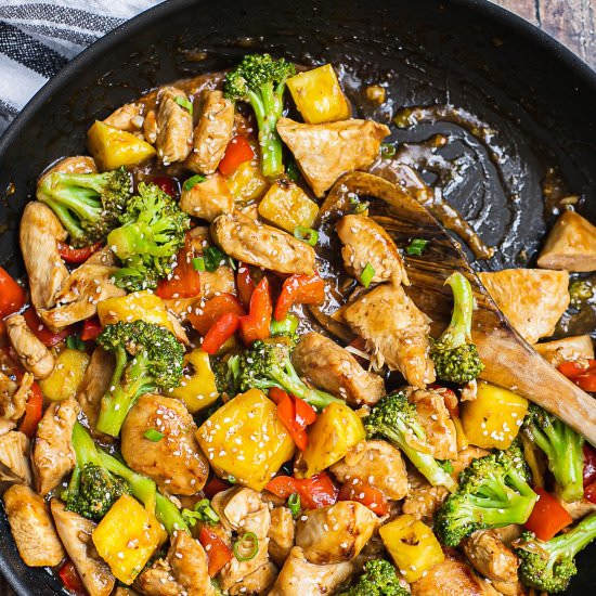 Chicken teriyaki with pineapple - Recipe photo by DeliciousReci