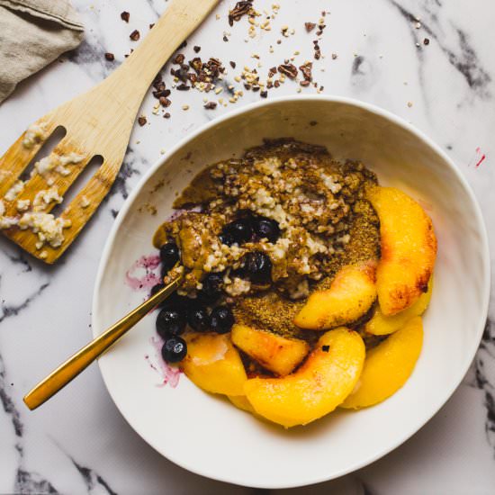 The Perfect Peach Oatmeal Bowl - Recipe photo by caiteyjay