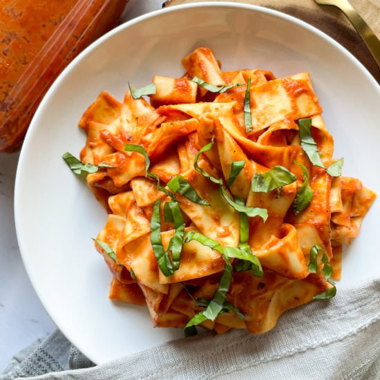 Vegan Tomato Cream Sauce - Recipe photo by frozen_bananas_