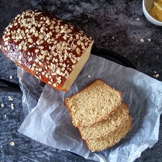 Honey Oat Bread - Recipe photo by livingsmartandhealthy