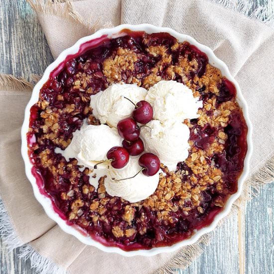 Cherry Crisp with Fresh Cherries - Recipe photo by WhiskingWolf