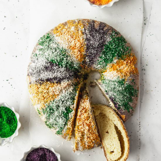king cake with cream cheese filling - Recipe photo by damnspicy